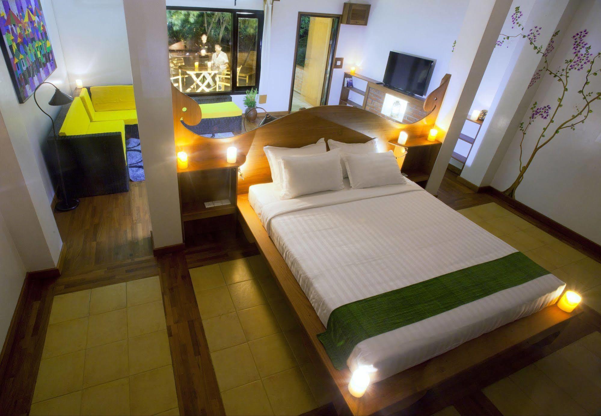 Thanakha Inle Hotel Nyaung Shwe Esterno foto